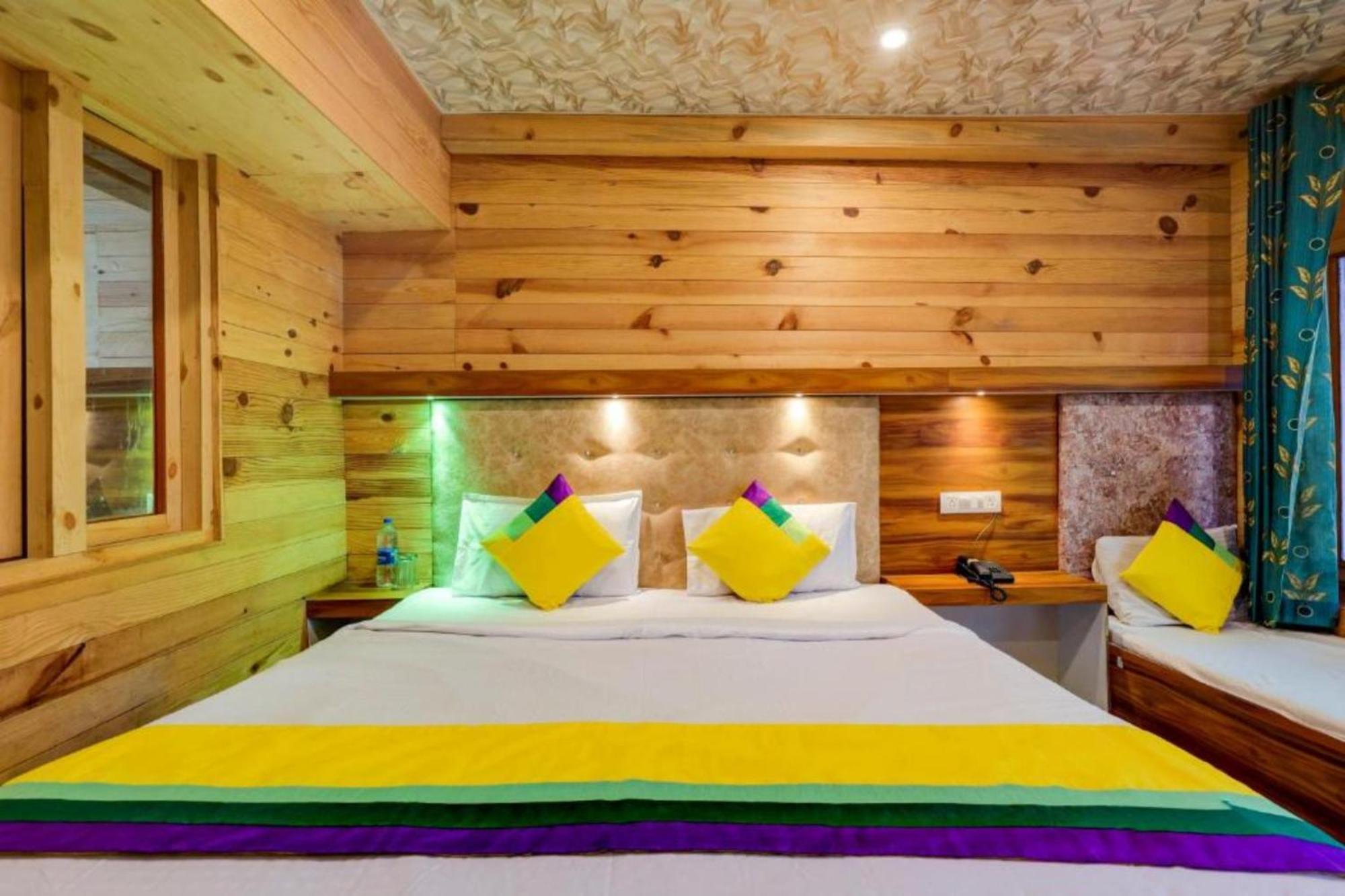 Hotel Vinayak Nainital Near Mall Road Lake View Room Zewnętrze zdjęcie